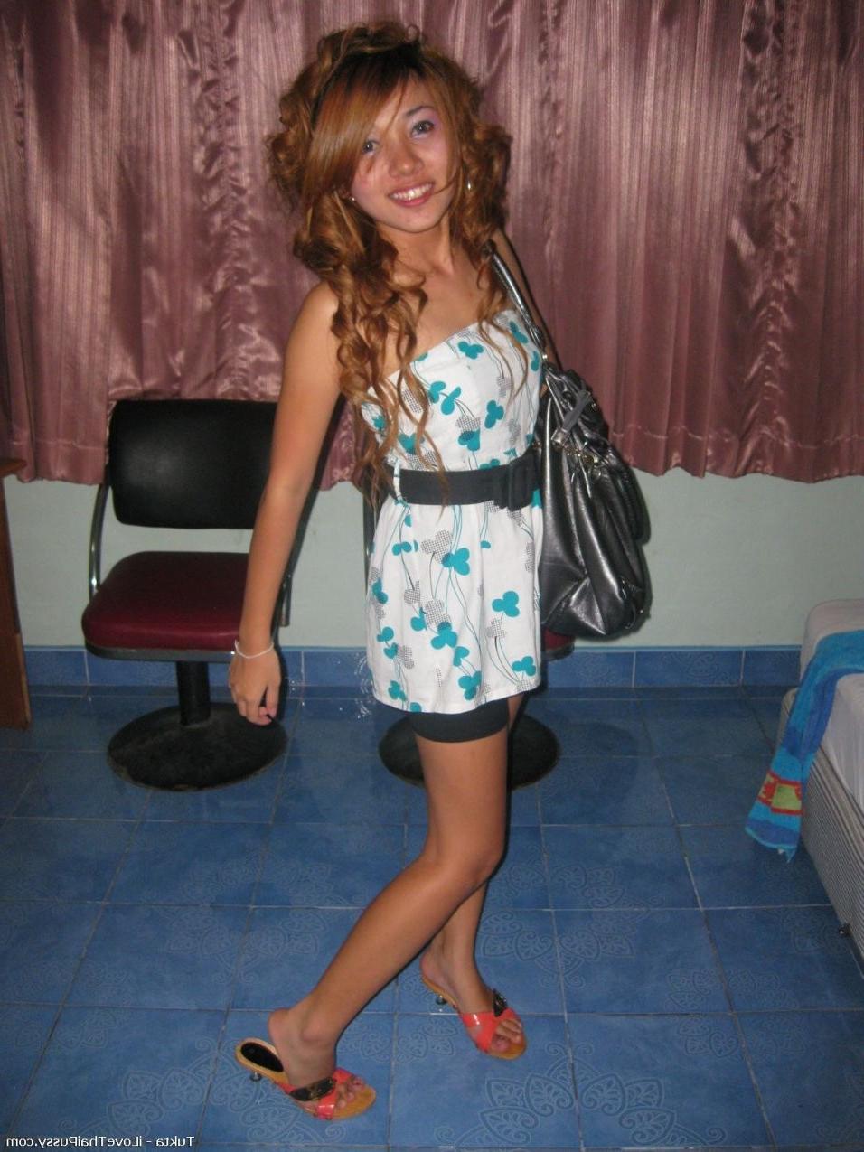 15P Real Street Hookers From The Streets Of Bangkok Thailand Hot Asian Sluts