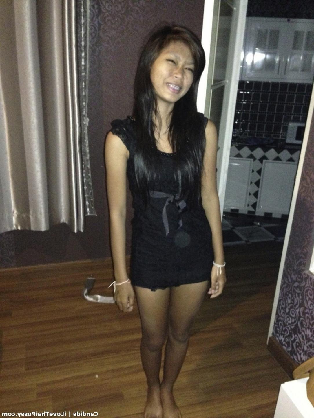 25P Hot Thai gogo whore fucked by horny sex tourist asian sluts love bareback cock