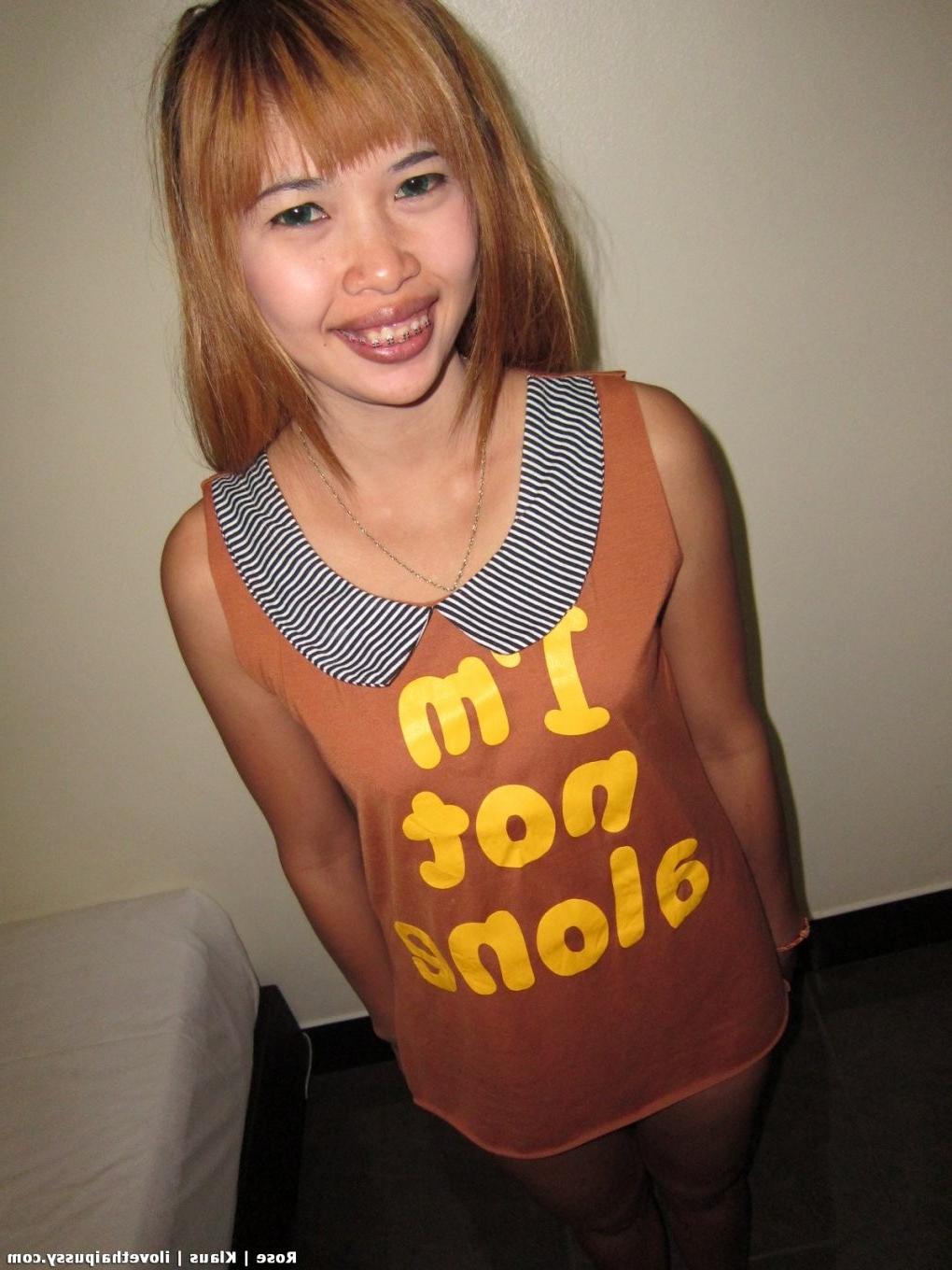 24P Thai gogo dancer bargirl whore fucks sex tourist for money asian slut