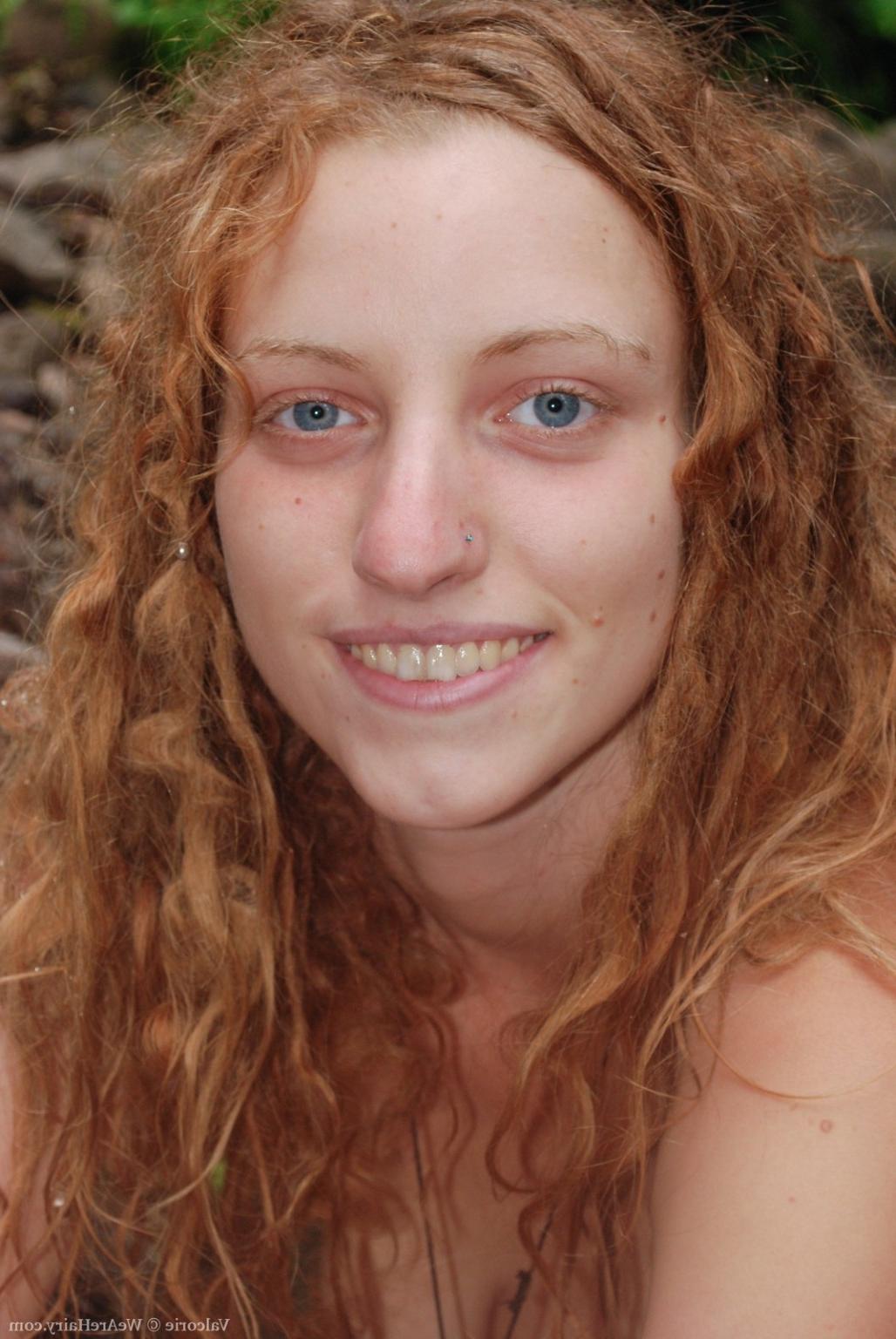 9P Blonde and hairy Valcorie is a nature lover