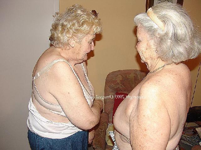 16P oma and granny