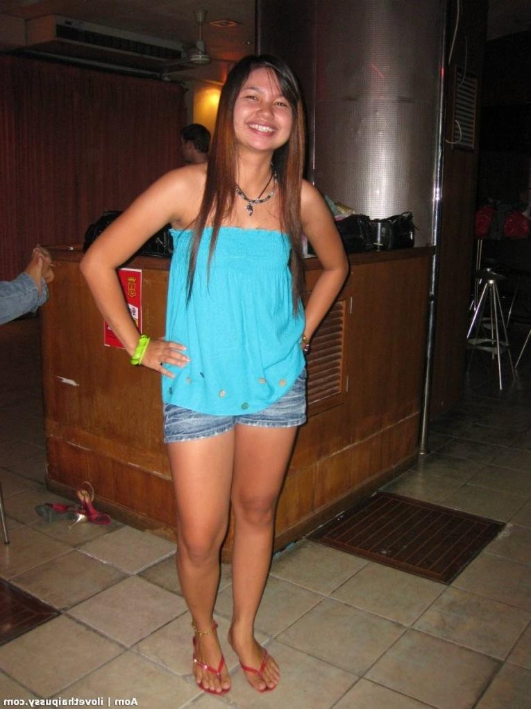 25P Drunk Thai Hookers exposed and drinking in public asian babes