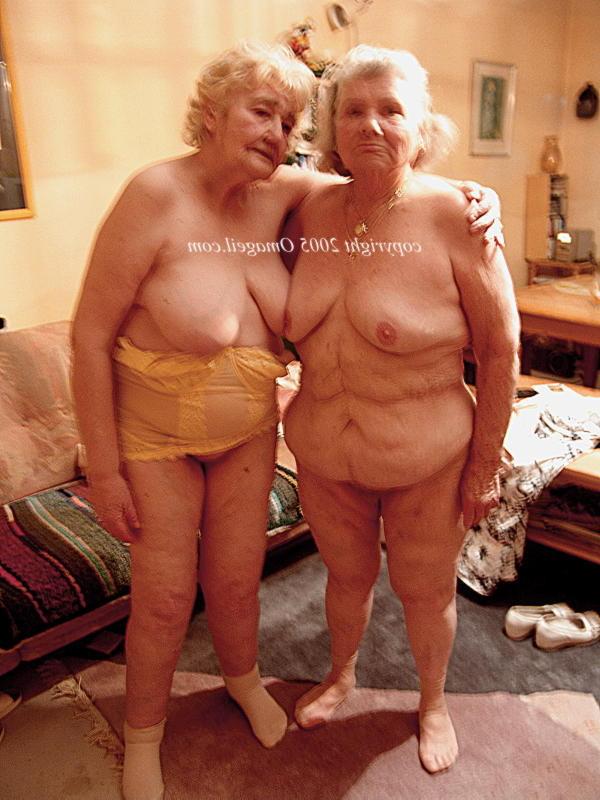 16P very old granny lesbians