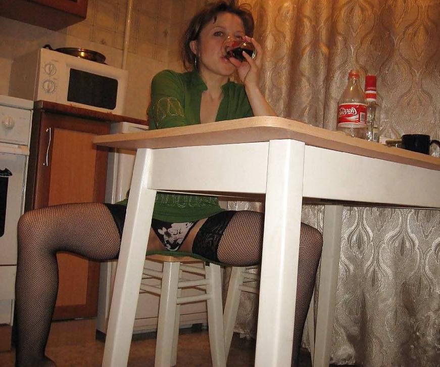 13P Kitchen Pussies
