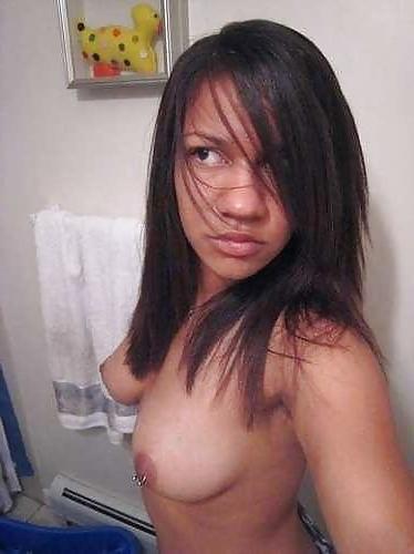 25P BLACK AMATEUR GIRLS - SELF PICS V