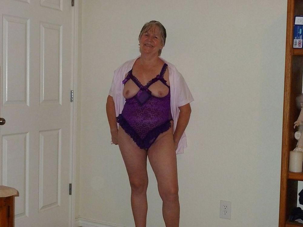 25P Grey hair granny