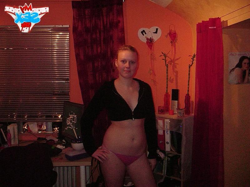 12P Turning on girlfriend photos of the natural boobs