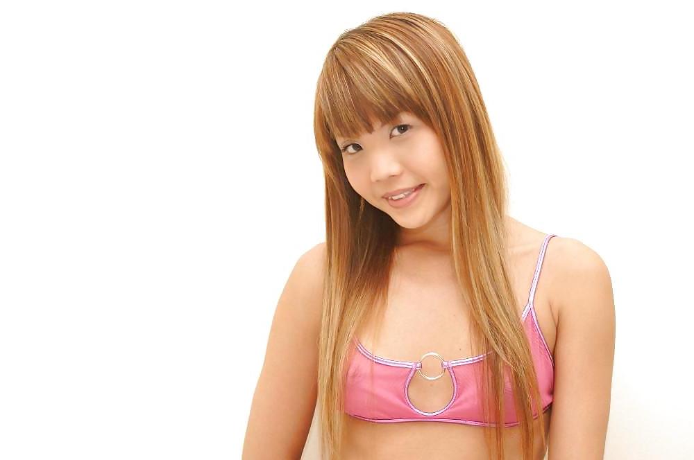 25P BEAUTIFUL YOUNG ASIAN TEEN III