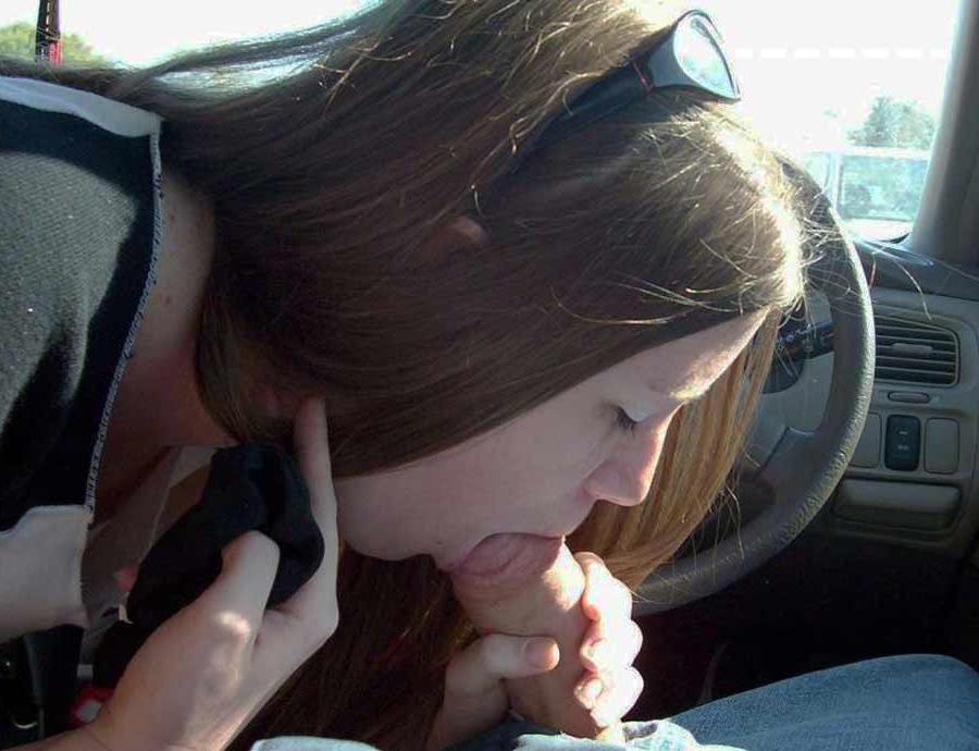 15P Giving hot blowjobs