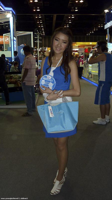 25P Thailands sexiest girls exposed in public places hot asian models and hookers
