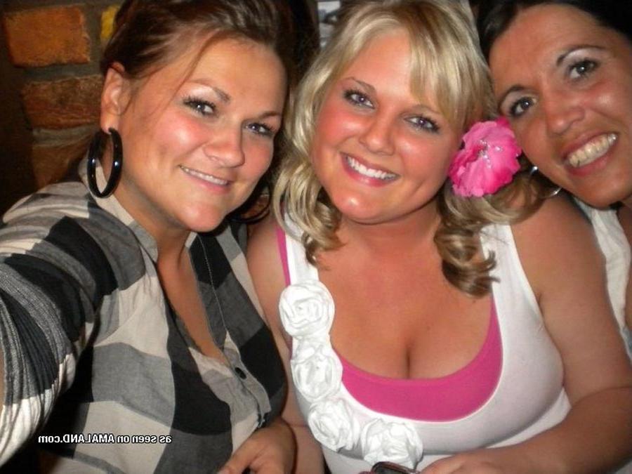 10P Bbw frat chicks with big tits partying out