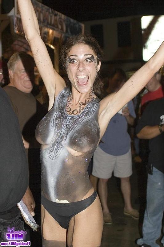 15P Mature Mardi Gras Flashing Milfs Exposing Big Older Tits In Public Voyeur Fantas