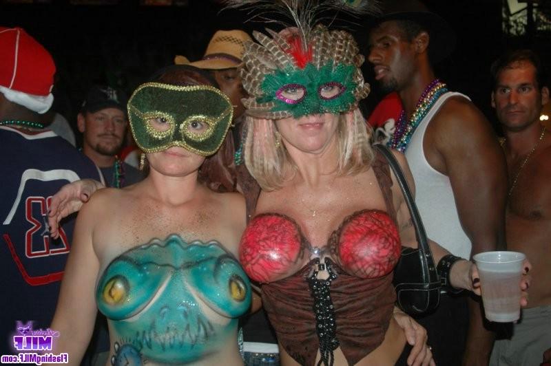 15P Mature Mardi Gras Flashing Milfs Exposing Big Older Tits In Public Voyeur Fantas