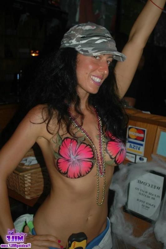15P Mature Mardi Gras Flashing Milfs Exposing Big Older Tits In Public Voyeur Fantas