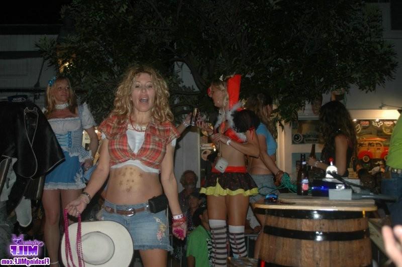 15P Mature Mardi Gras Flashing Milfs Exposing Big Older Tits In Public Voyeur Fantas