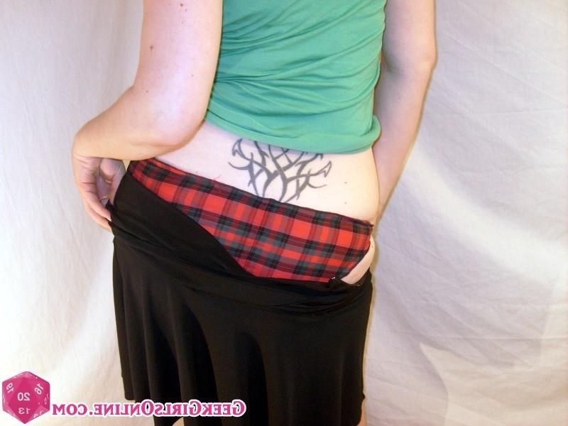 15P Hot nerdy geek chicks