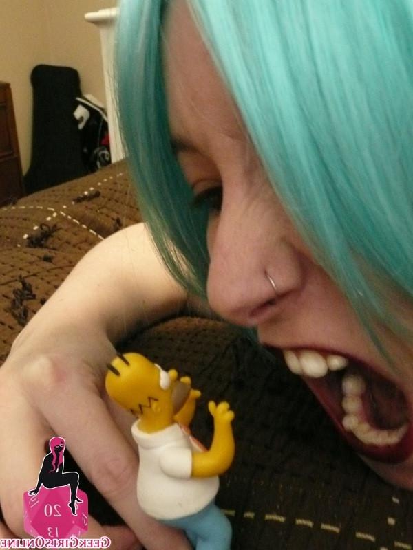 15P Hot nerdy geek chicks