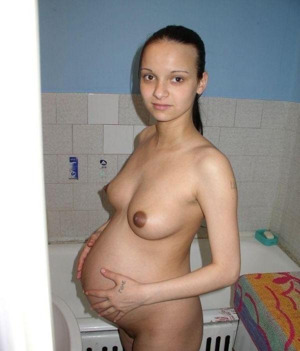 16P Real amateur pregnant girls undressing for us