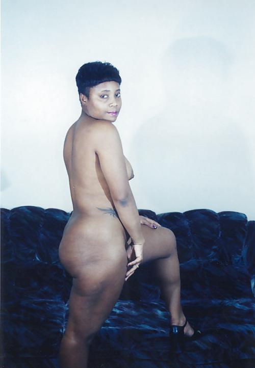 23P Fine black or ebony Mom or GF with Short hair