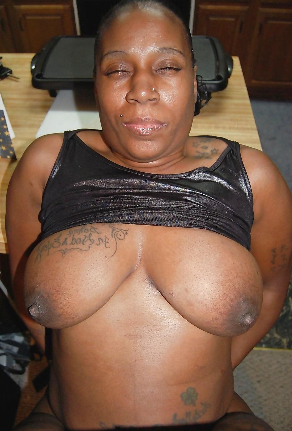 23P Fine black or ebony Mom or GF with Short hair