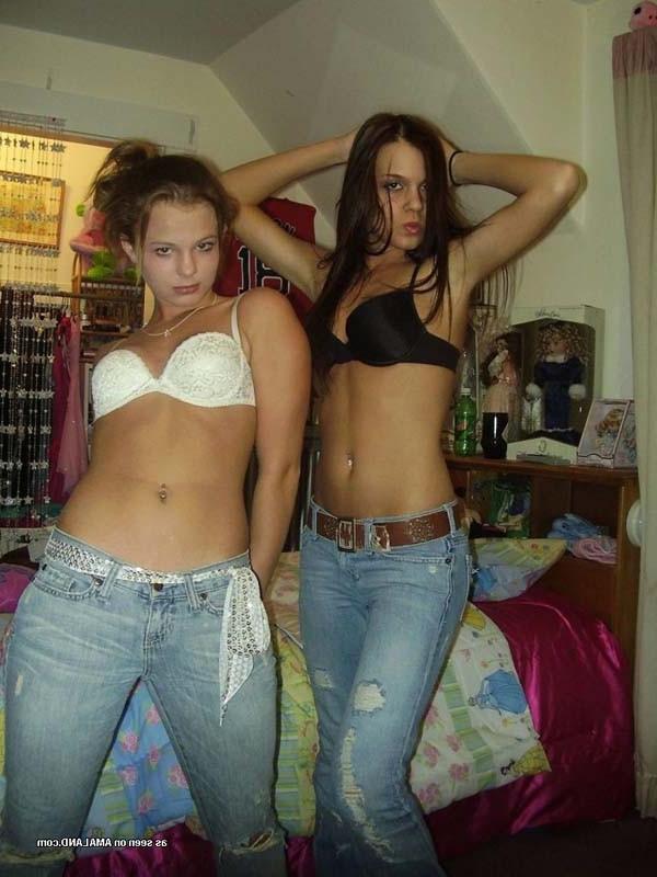 15P Picture gallery of steamy hot playful lesbo teens 