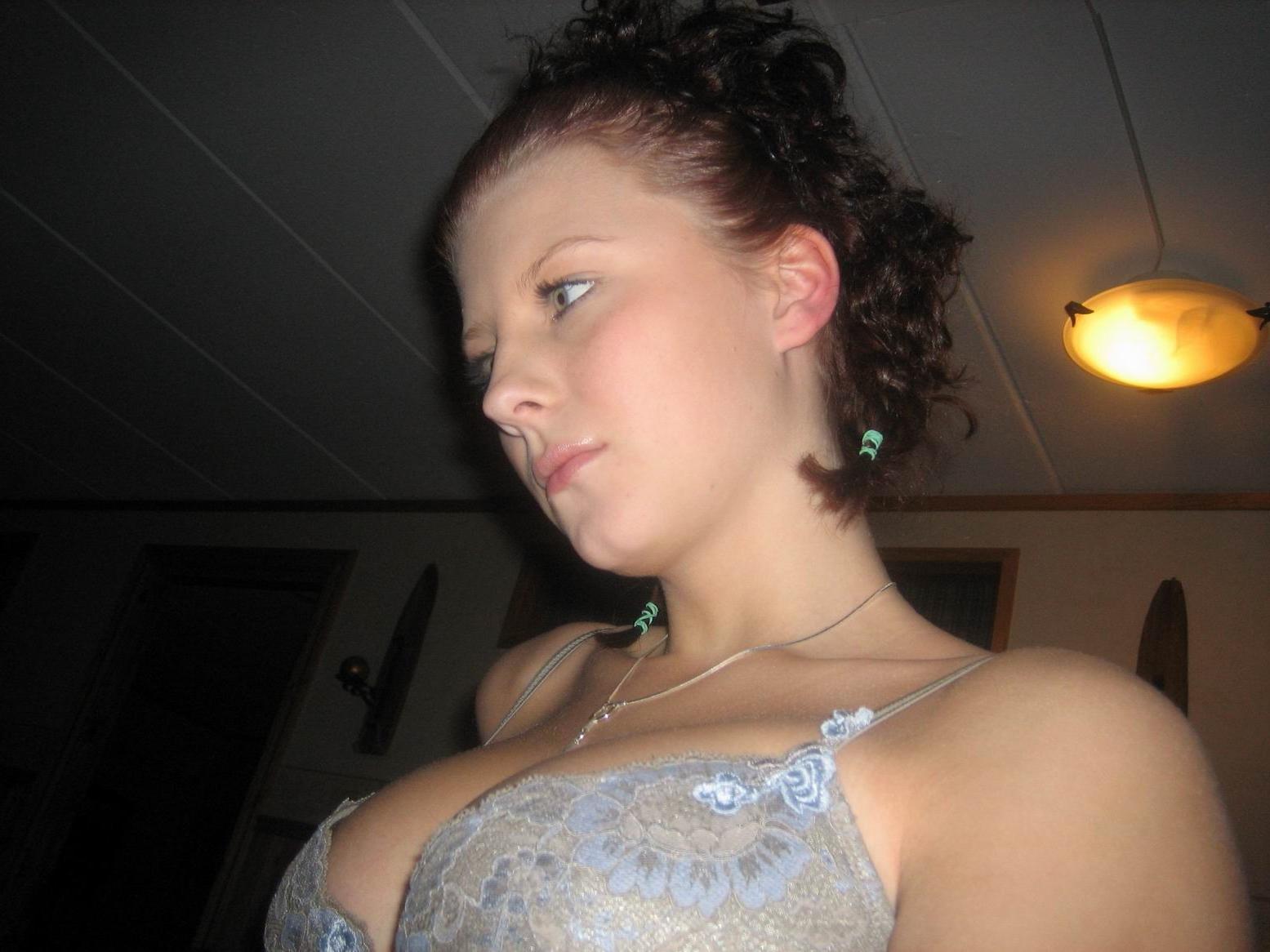 16P Hot photos of amateur girlfriends who got naughty with their BFs