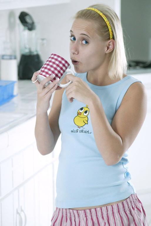 14P Blonde teen Amanda teases in the kitchen!