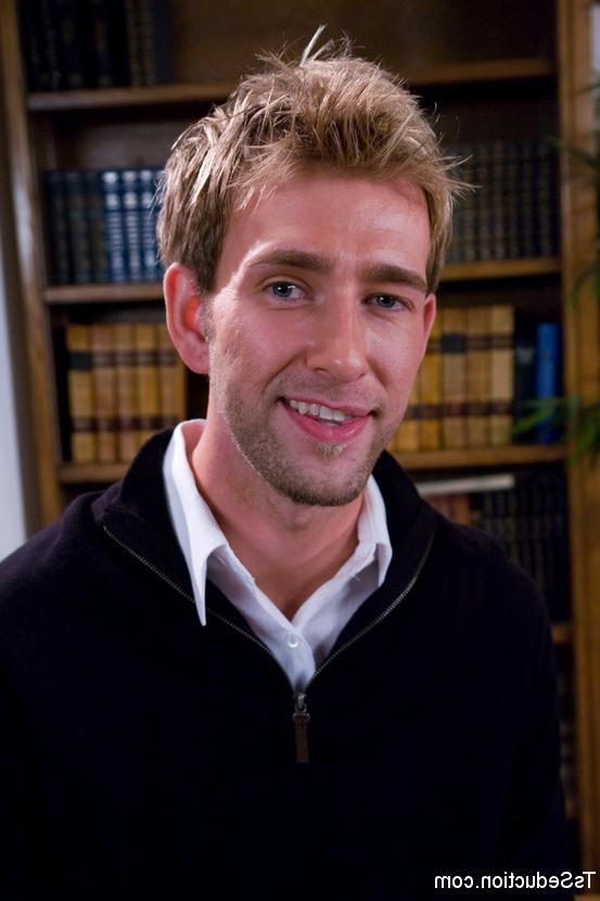 15P TsSeduction.com Archive Classic: College Romance!