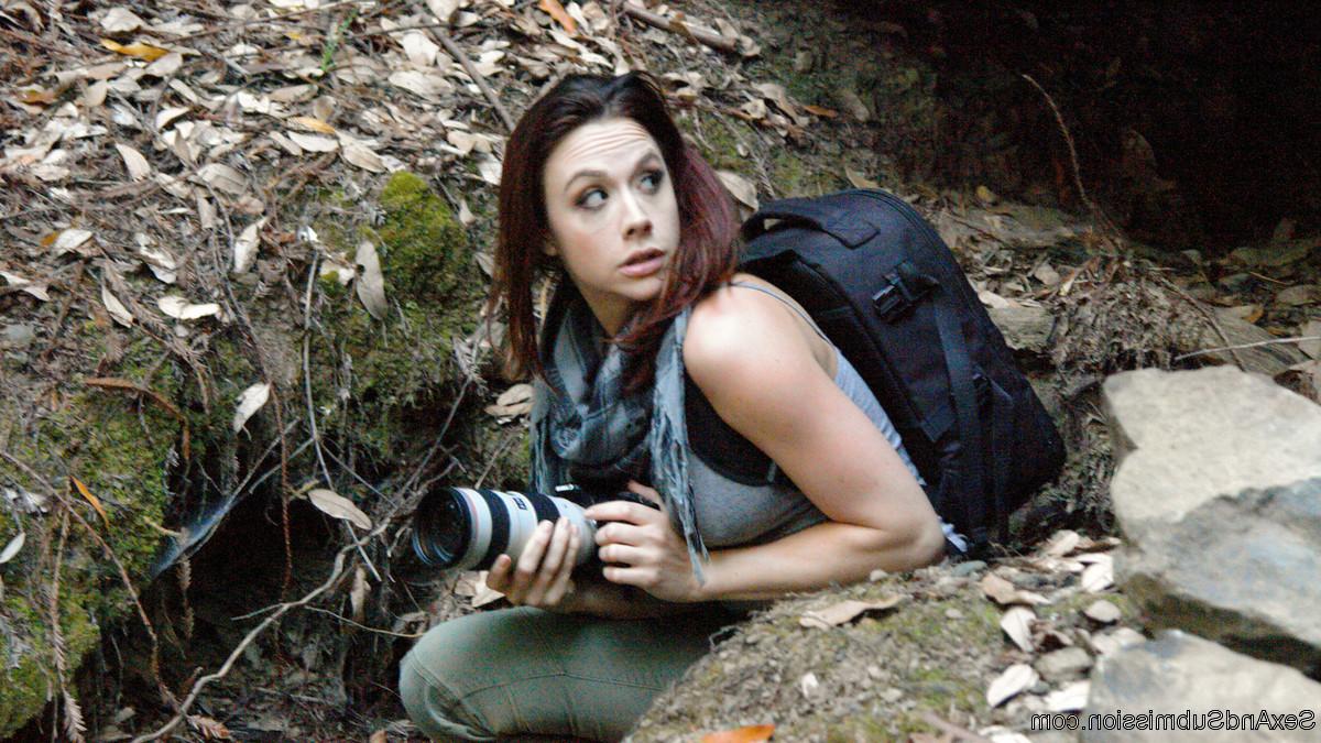 20P Snooping reporter Chanel Preston and sacrificial virgin Iris Rose are hunted thr