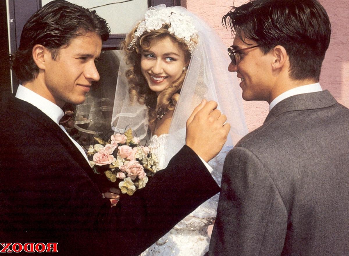 12P Wife double fucked at wedding in retro porn pics
