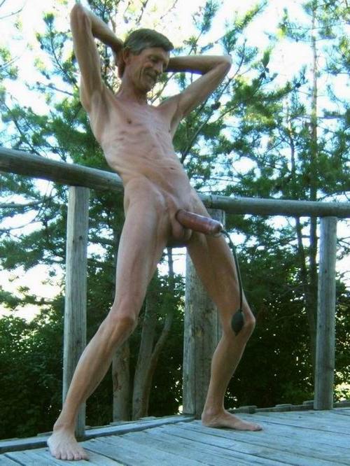 20P kinky guy gets fisted his ass and pumping