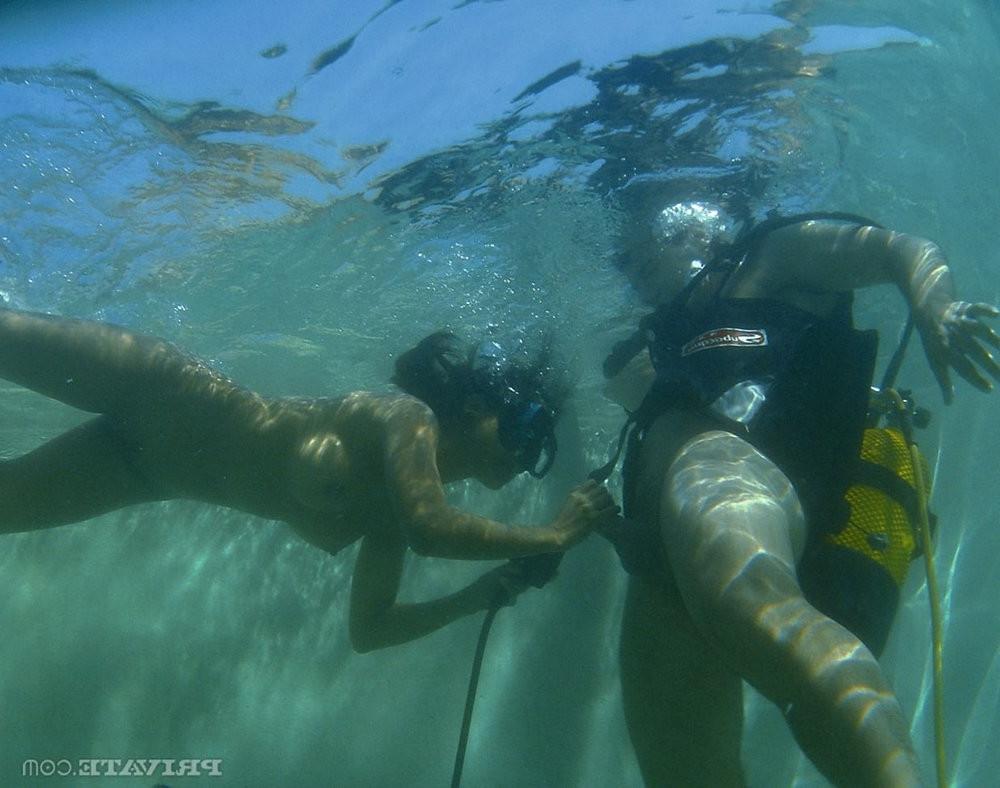 15P Underwater blowjob and fucking with this horny Asian Priva