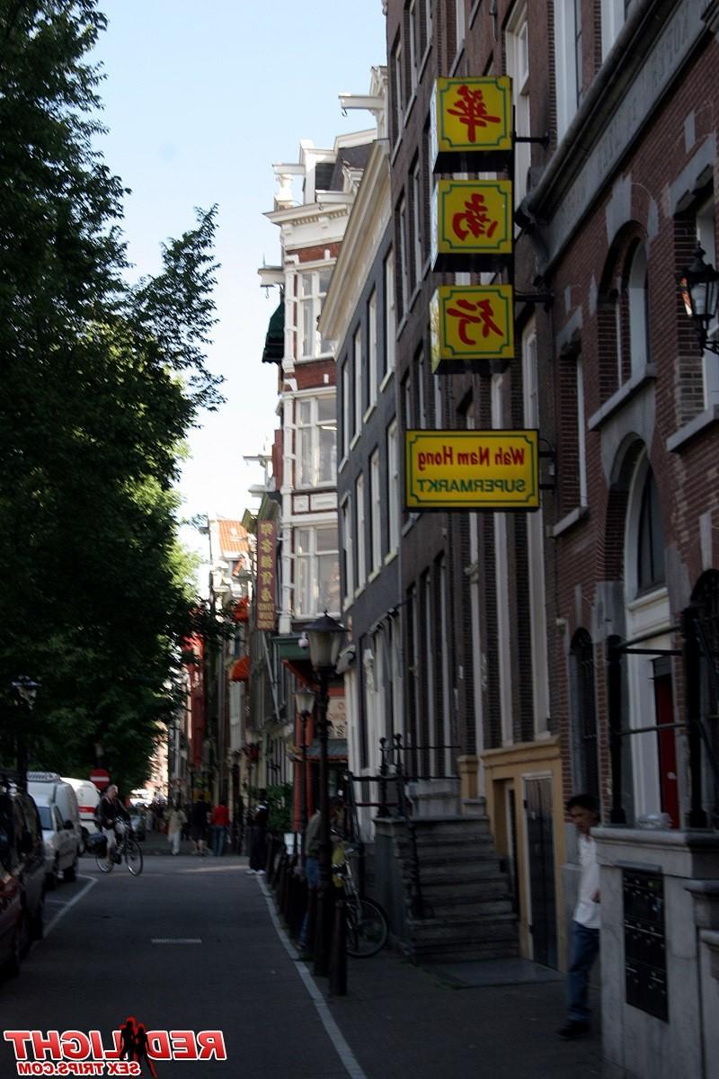 14P Asian hooker gets dirty with a Danish tourist cock