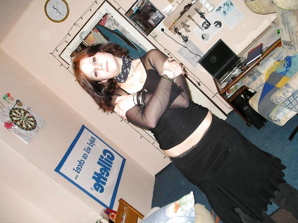 24P Ex-gf Col - Shy Gothic Studentin (2of2)