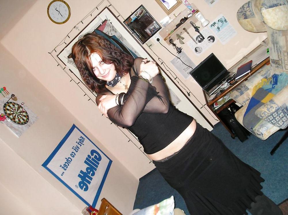 24P Ex-gf Col - Shy Gothic Studentin (2of2)