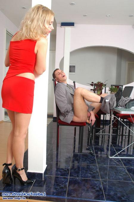 20P Laura and Sergio guy cocksucking a lady
