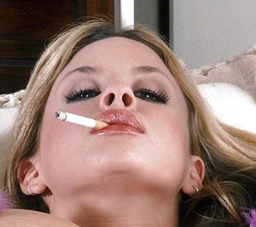 22P Dangling BBW smoking fetish