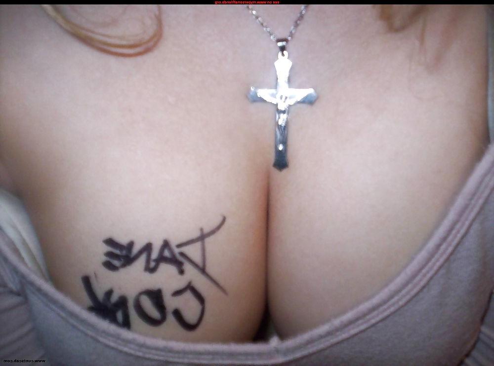 25P Hot Asian with Dane Cook signature