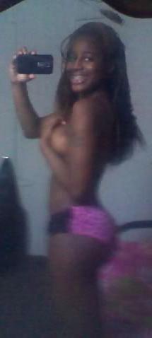 10P Sexy french black slut
