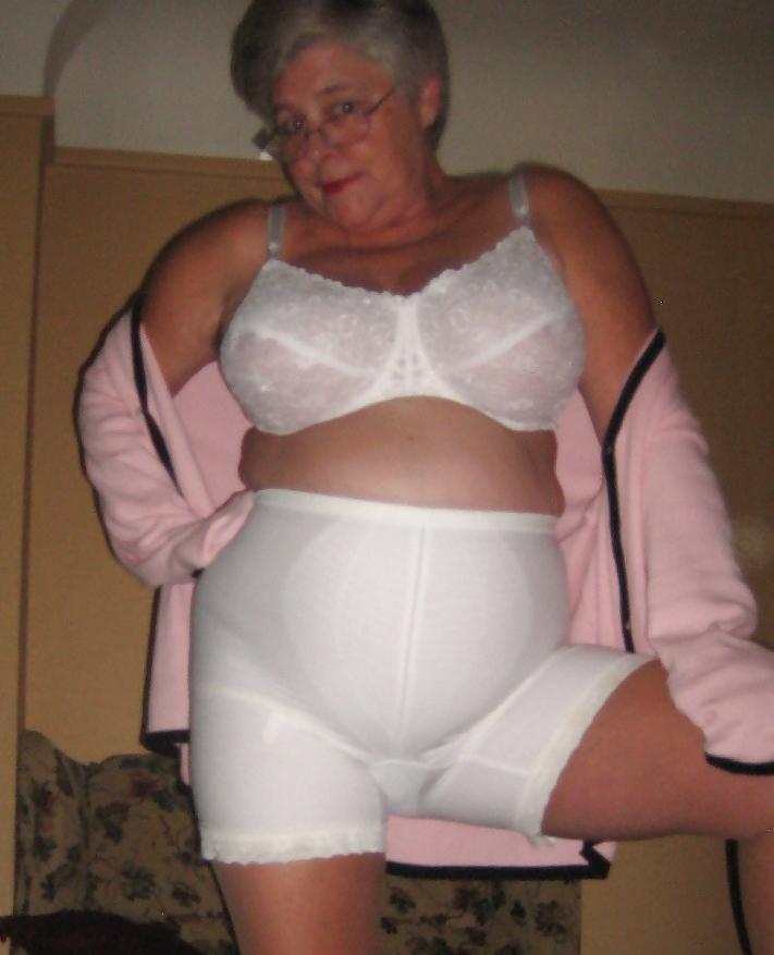 20P Mature-BBW-Ladies 77