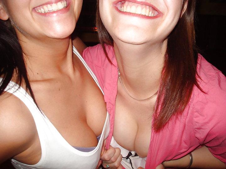 25P I love big tits and cleavage 1