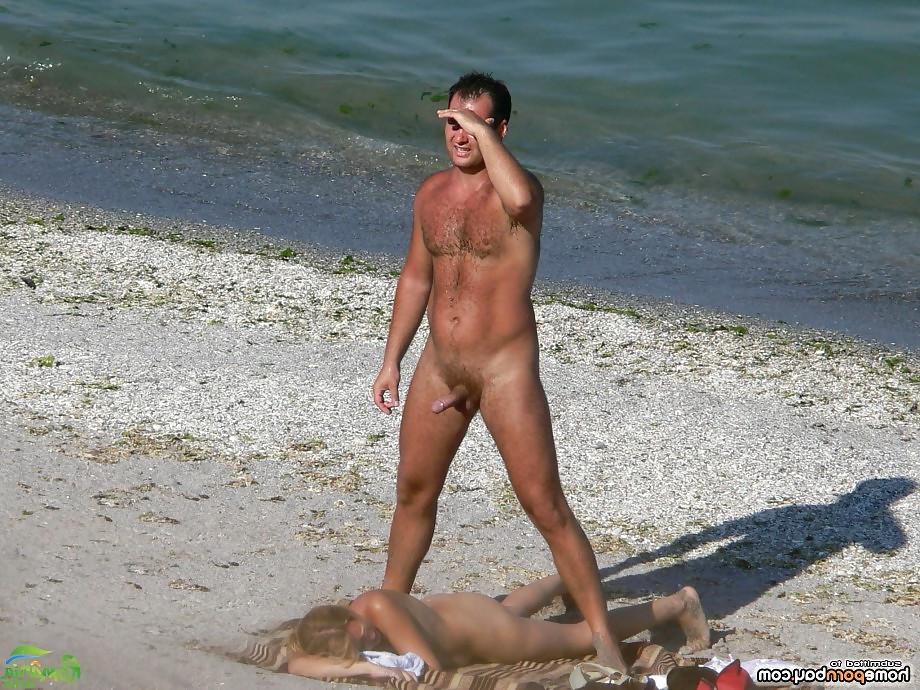 9P Fucking her in public