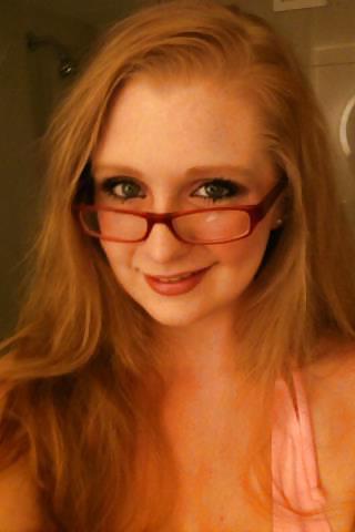 25P Busty Redhead Teen Effie