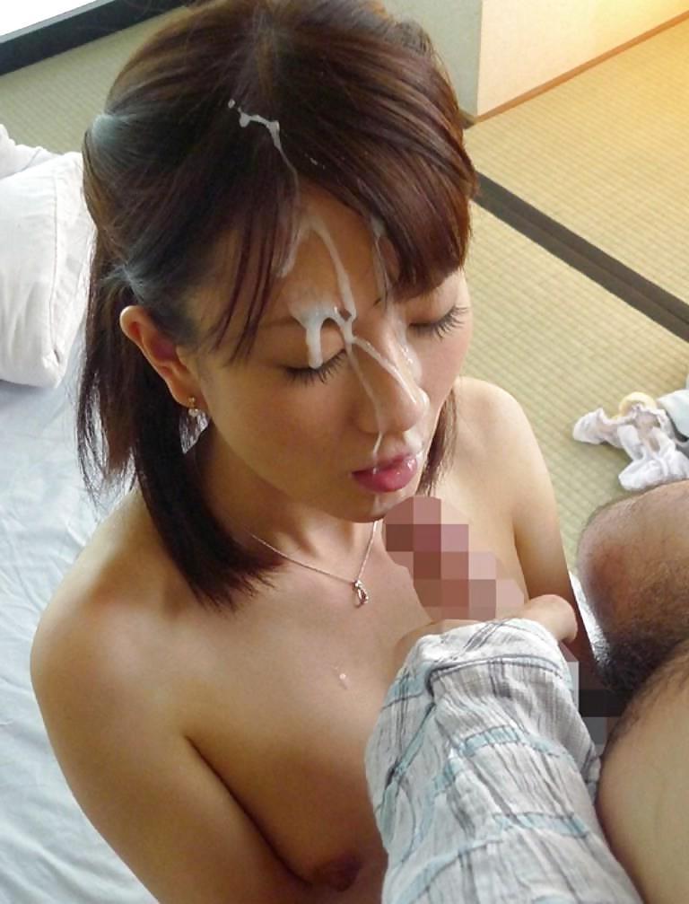 15P Asian girls getting massive bukkake facials