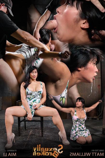 13P Big breasted Asian Mia Li is toned and muscular, with the body of an athlete. It
