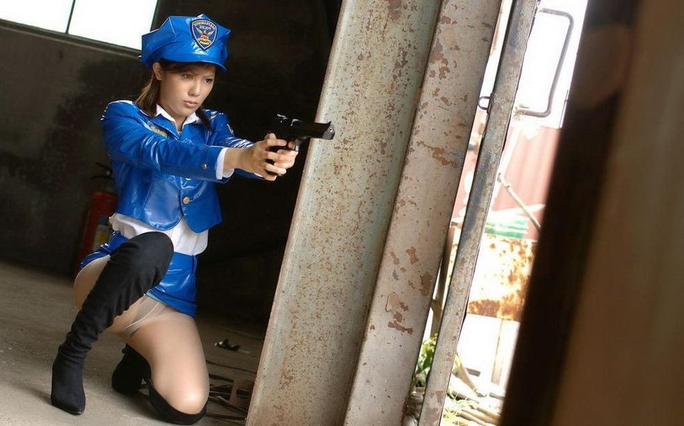 15P Japanese cutie Anna poses in uniform shows titties