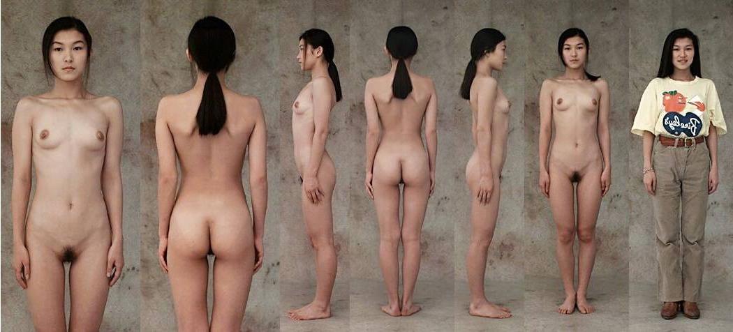 10P Sexy asians flashing their pussies in public
