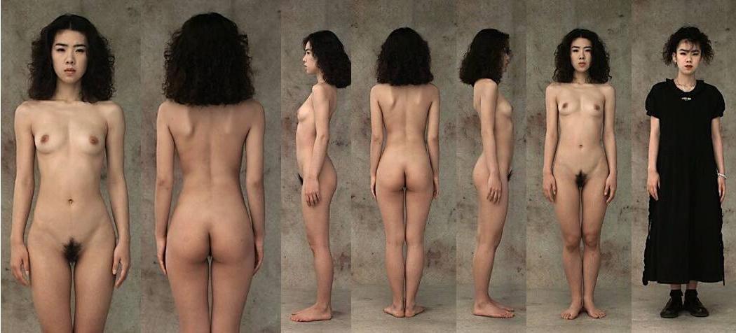 10P Sexy asians flashing their pussies in public