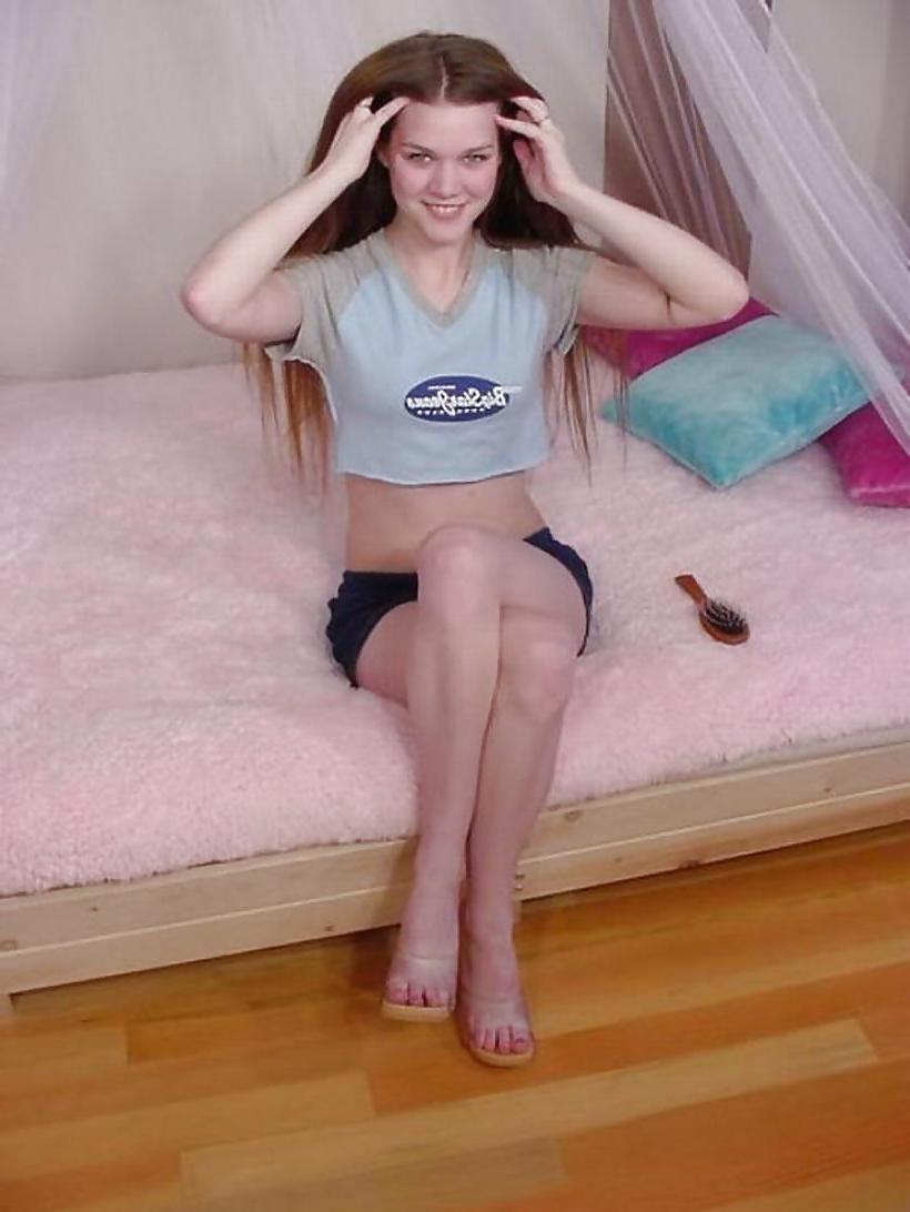 15P Sweet skinny long hair girl