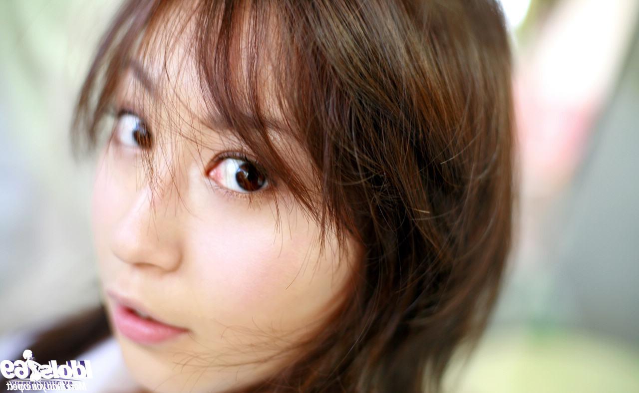 16P Japanese cleavage outside